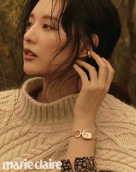 K-Snapshots: Kim Ji Won Is A Stunning Autumnal Goddess In New Photos From  Marie Claire - kdramadiary