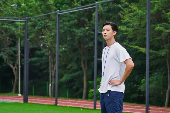 Dream" Teases With Park Seo Joon In Character As Adorably Unbothered  Football Coach - kdramadiary