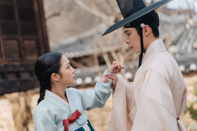 Secrets, Suspicion, and Sibling Tension: Netflix’s “Dear Hongrang” Unveils Character Stills